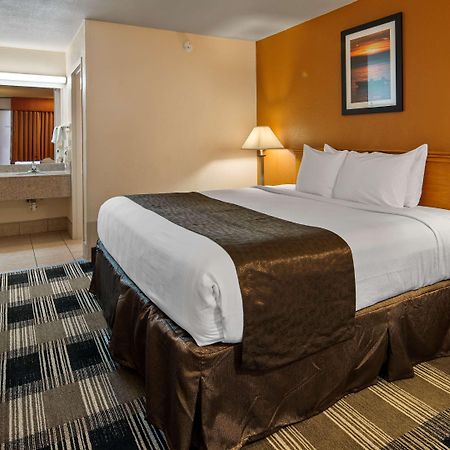 Best Western Tulsa Airport Exterior foto