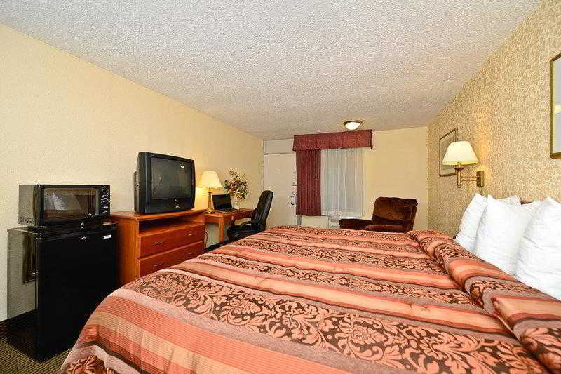 Best Western Tulsa Airport Exterior foto